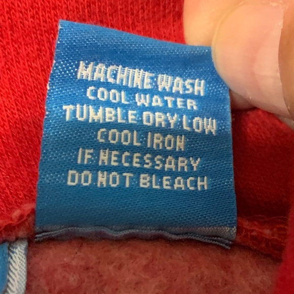 Eskimo Joe’s Red Hoodie Size Large - Picture 5 of 5